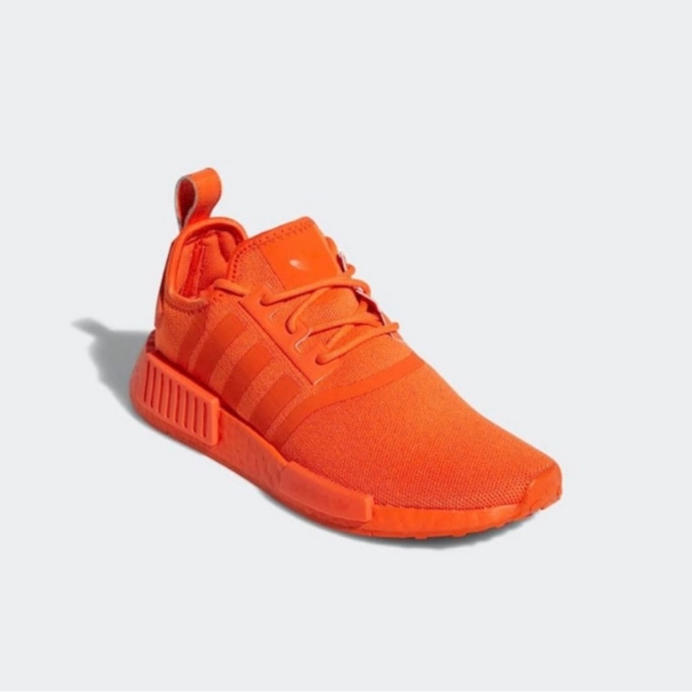 Adidas Women’s NMD_R1 SHOES. NWT. NWB.